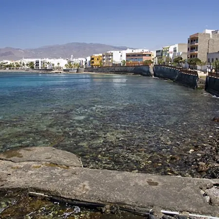 Piso En Playa De Lägenhet Arinaga